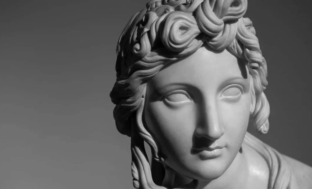 Estátua dia da mulher Itália - Roma