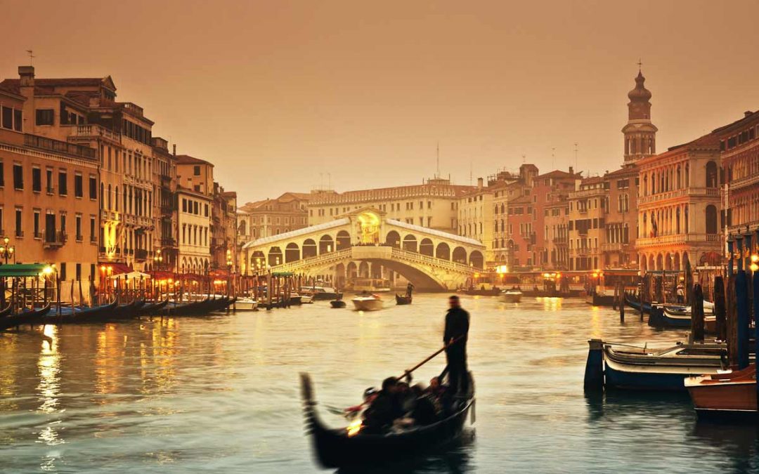Ponte Rialto em Veneza