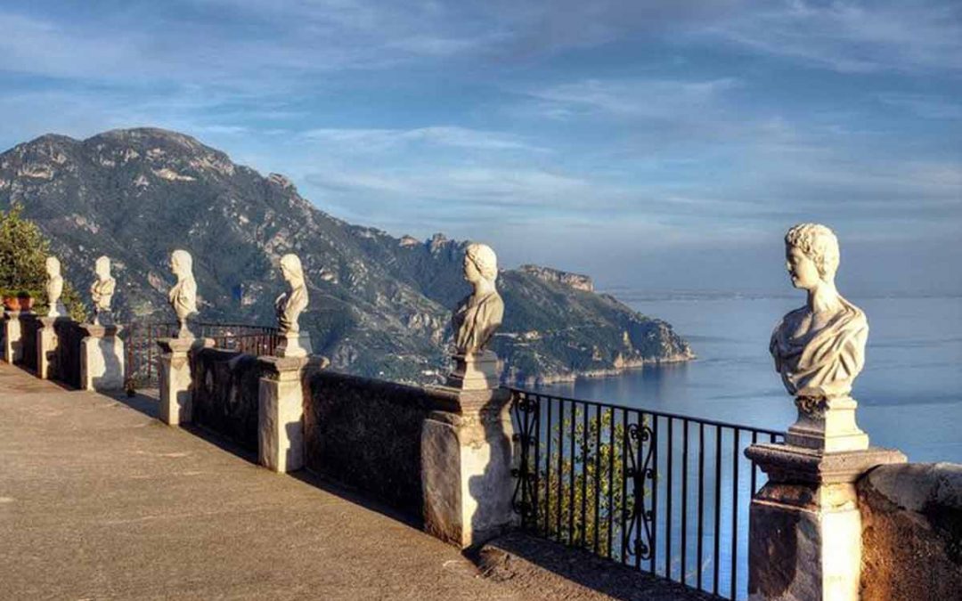 Conheça a Villa Cimbrone: jardins suspensos da Costa Amalfitana